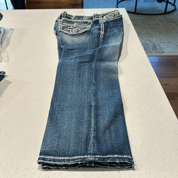 ROCK REVIVAL - Men’s Drennon - Relax Taper comfort stretch jeans